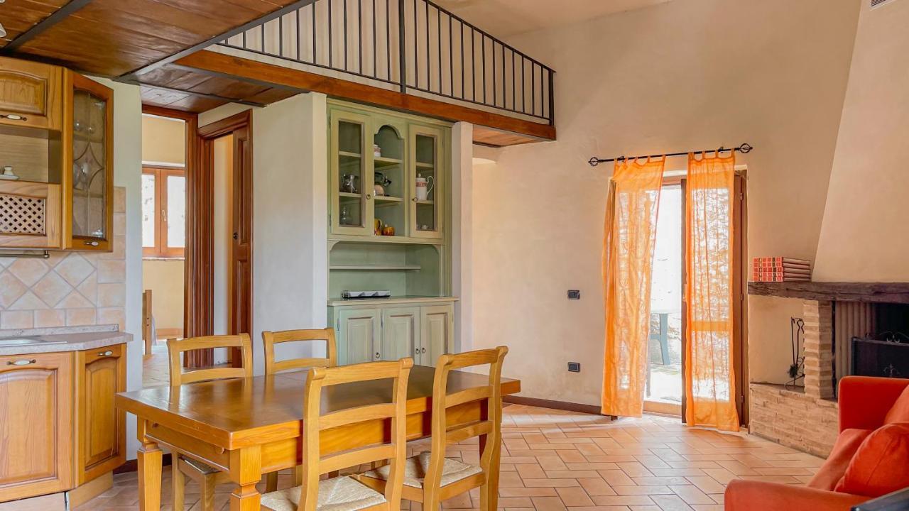 Aparthotel Borgo San Valentino Arrone Exterior foto