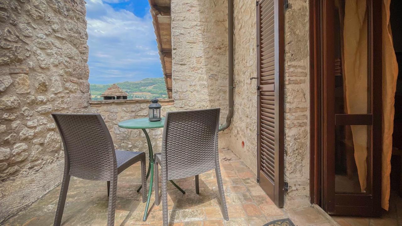 Aparthotel Borgo San Valentino Arrone Exterior foto