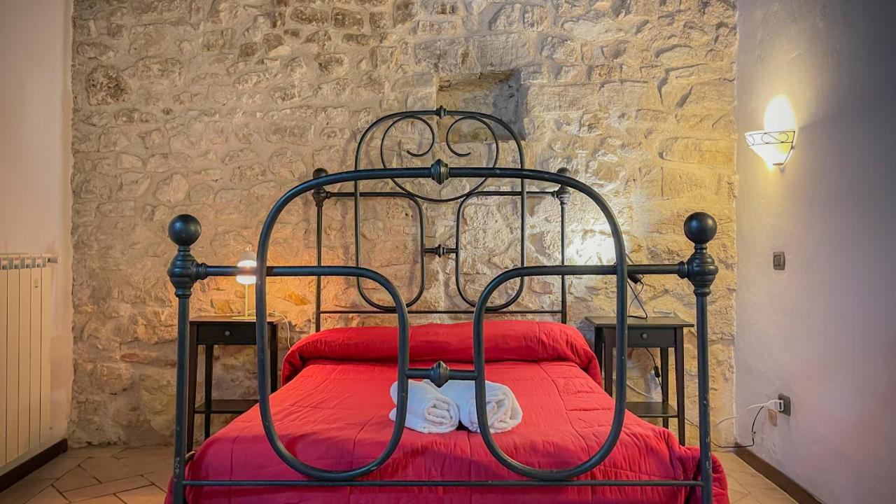Aparthotel Borgo San Valentino Arrone Exterior foto