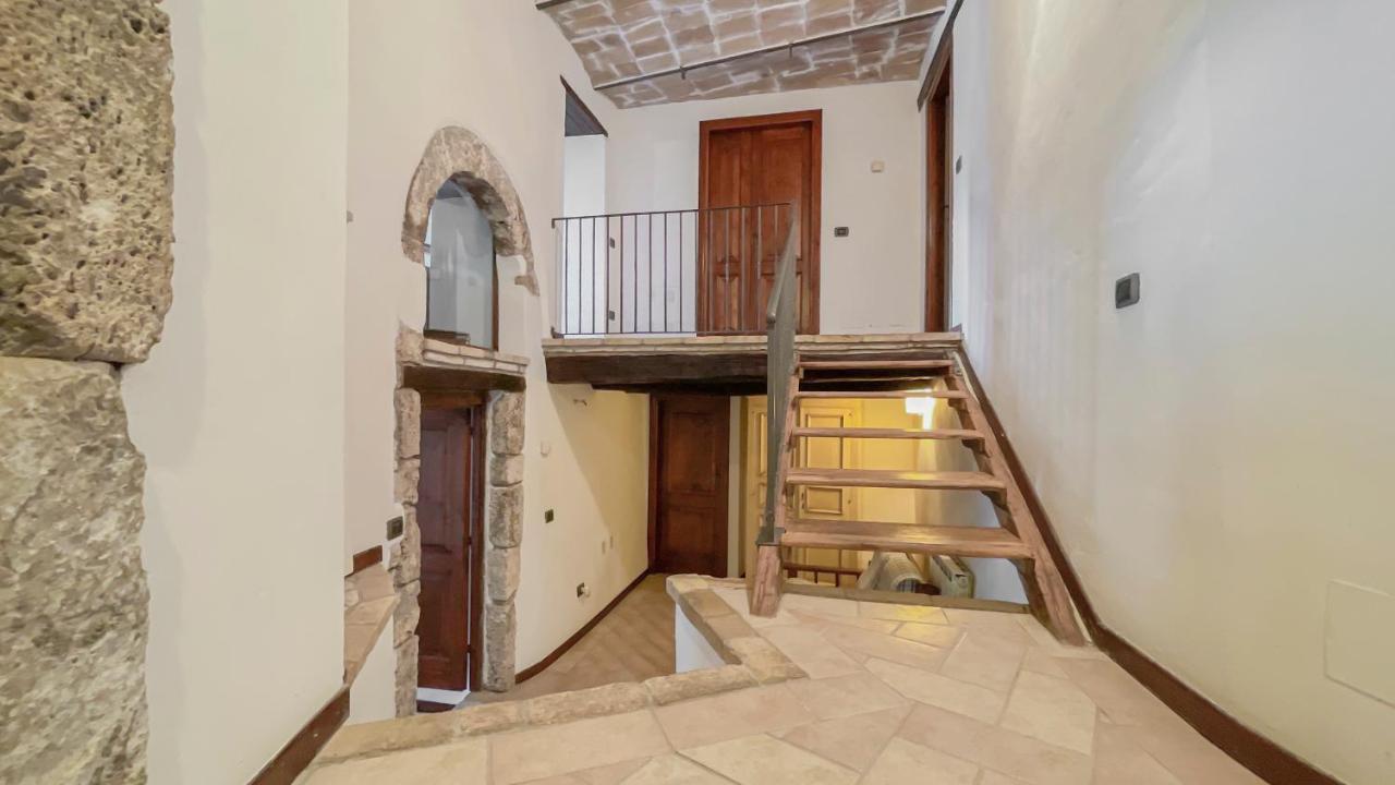 Aparthotel Borgo San Valentino Arrone Exterior foto